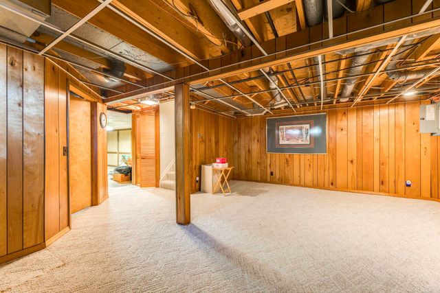 1832 Burning Bush Court, Rochester Hills, MI 48309