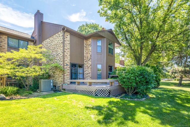1832 Burning Bush Court, Rochester Hills, MI 48309