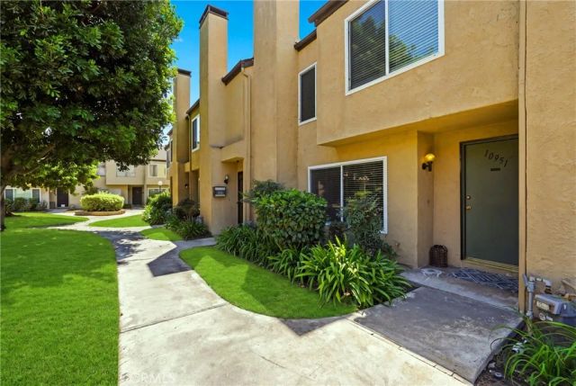 10951 Obsidian Court, Fountain Valley, CA 92708