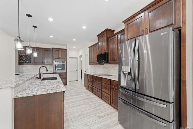 123 Tomahawk, Seguin, TX 78155