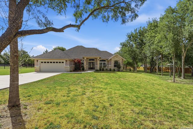 123 Tomahawk, Seguin, TX 78155