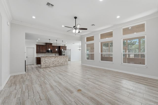 123 Tomahawk, Seguin, TX 78155