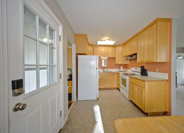 2516 N Julia St, Spokane, WA 99217