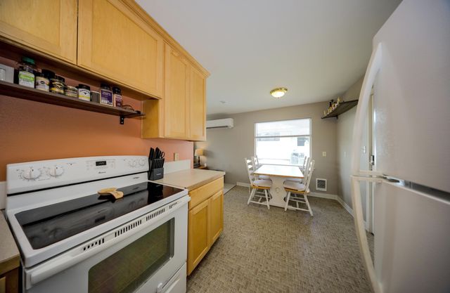 2516 N Julia St, Spokane, WA 99217