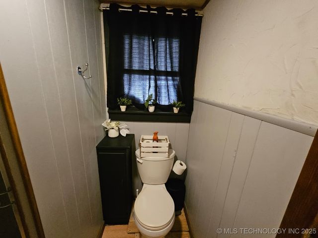 310 E Adler, Davis, OK 73030