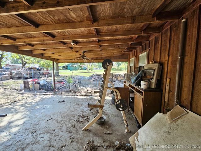 310 E Adler, Davis, OK 73030