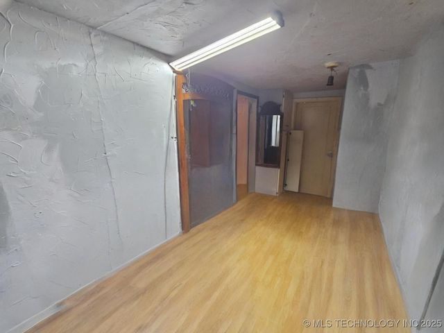 310 E Adler, Davis, OK 73030