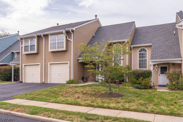 178 Scobee Ln, Franklin Twp., NJ 08873