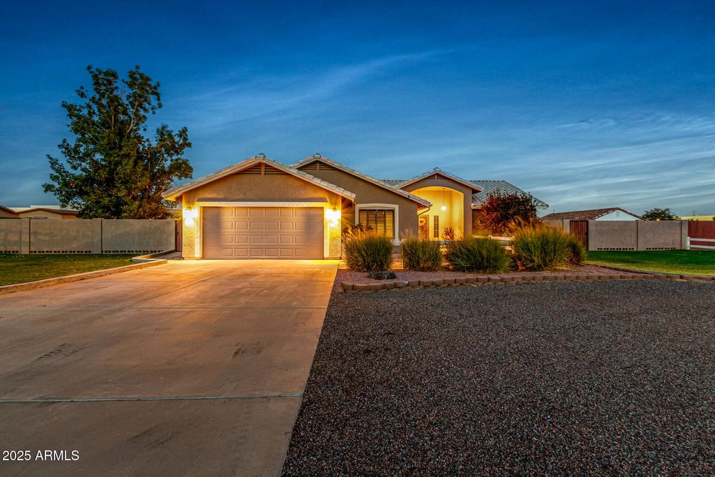 6413 N 171ST Lane, Waddell, AZ 85355