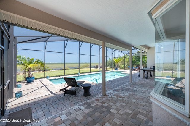 4070 S Tropical Trail, Merritt Island, FL 32952