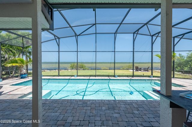 4070 S Tropical Trail, Merritt Island, FL 32952