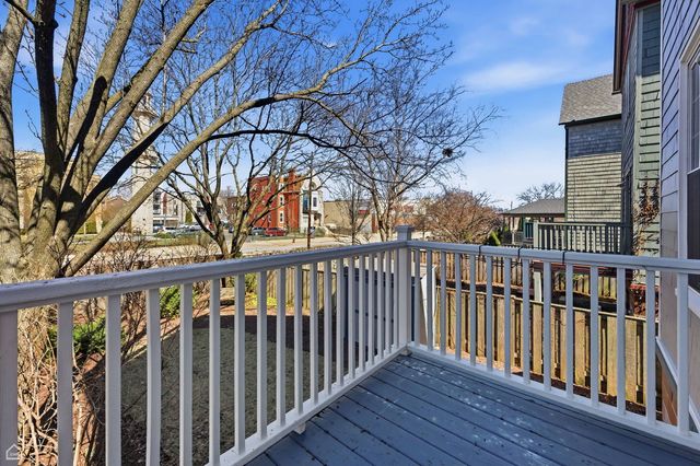 4701 S Woodlawn Avenue, Chicago, IL 60615