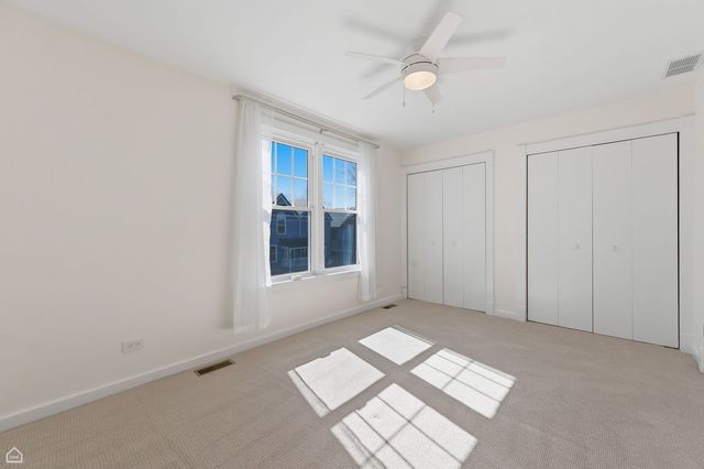4701 S Woodlawn Avenue, Chicago, IL 60615