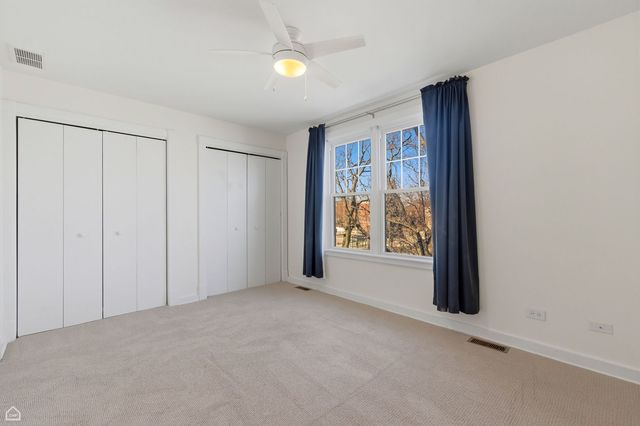 4701 S Woodlawn Avenue, Chicago, IL 60615