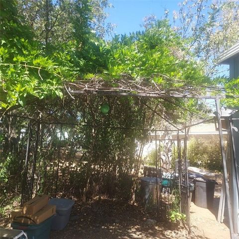 136 Oak Grove Parkway, Oroville, CA 95966