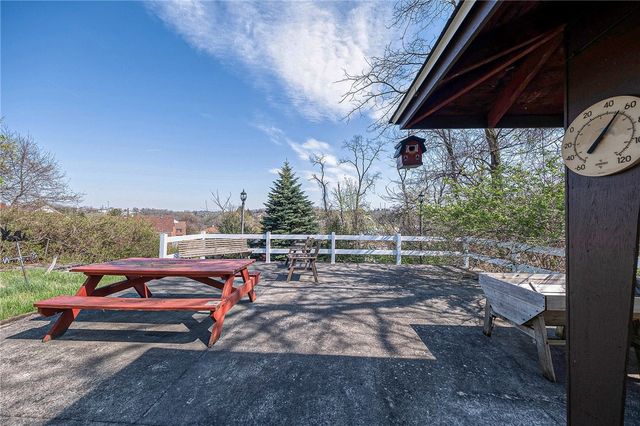 93 Pennsylvania Blvd., Monessen, PA 15062