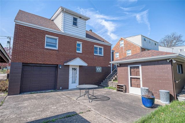 93 Pennsylvania Blvd., Monessen, PA 15062