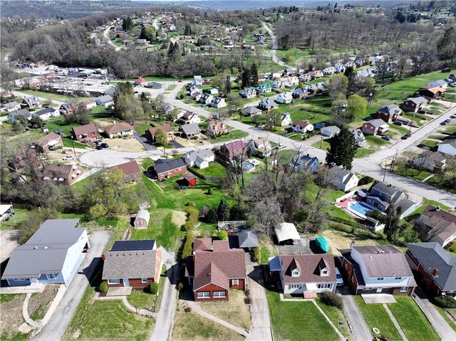 93 Pennsylvania Blvd., Monessen, PA 15062