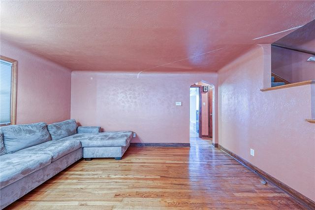93 Pennsylvania Blvd., Monessen, PA 15062