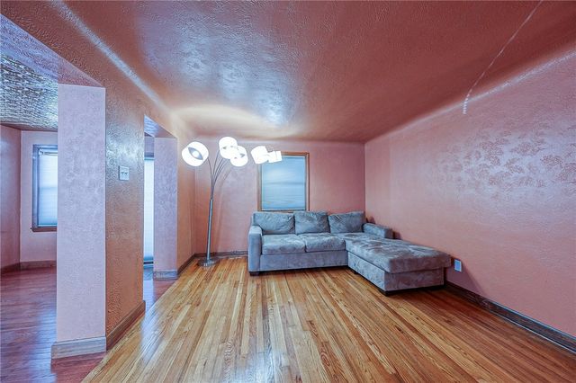 93 Pennsylvania Blvd., Monessen, PA 15062