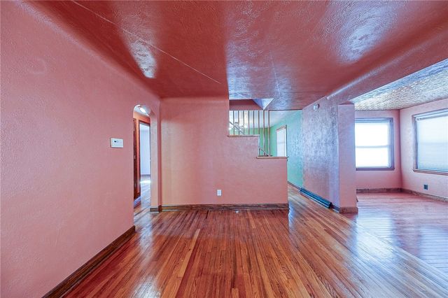 93 Pennsylvania Blvd., Monessen, PA 15062
