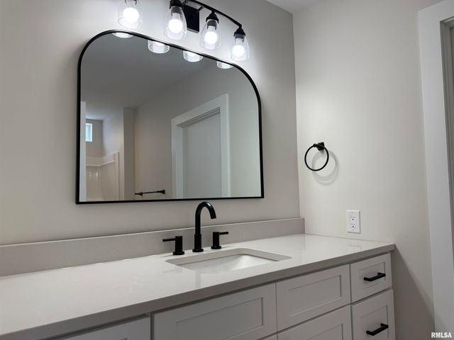 716 NORTH Street, Mt Vernon, IL 62864