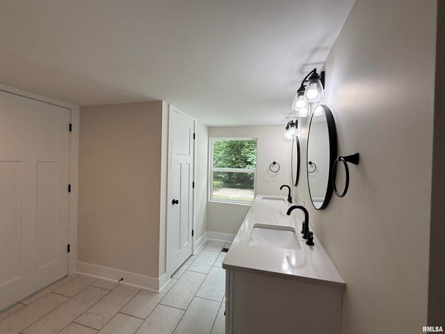 716 NORTH Street, Mt Vernon, IL 62864