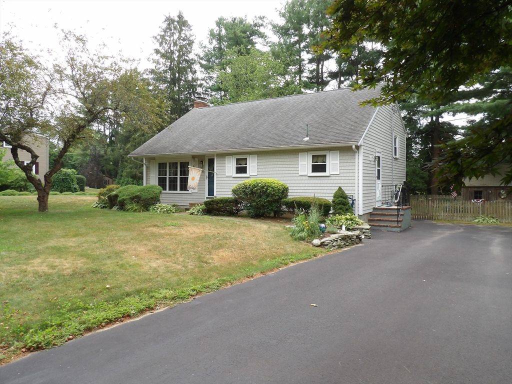 1565 Maple Street, Dighton, MA 02764