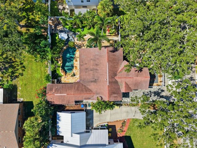 517 AVERY AVENUE, Crystal Beach, FL 34681