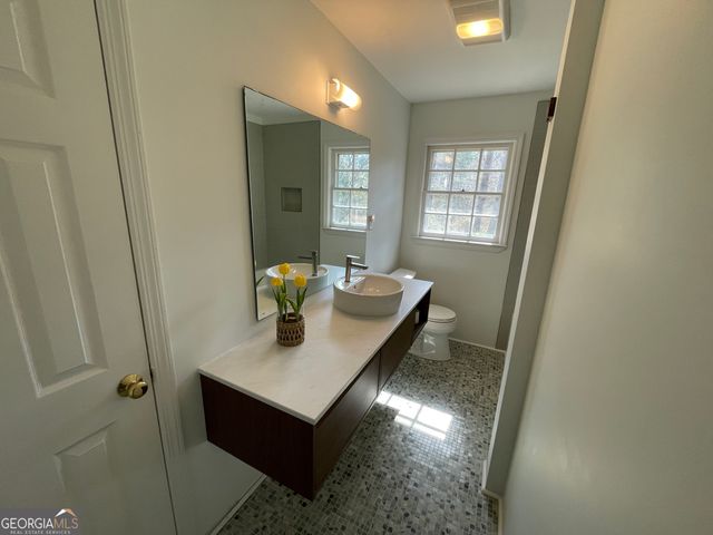 1438 Ga Highway 126, Cochran, GA 31014