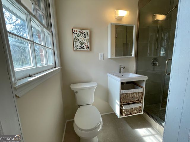 1438 Ga Highway 126, Cochran, GA 31014