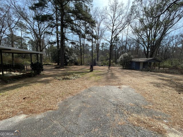 1438 Ga Highway 126, Cochran, GA 31014