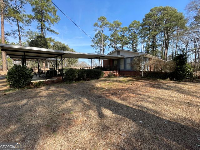 1438 Ga Highway 126, Cochran, GA 31014