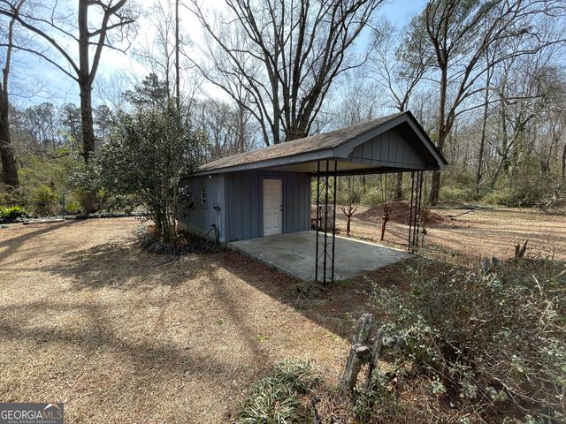 1438 Ga Highway 126, Cochran, GA 31014