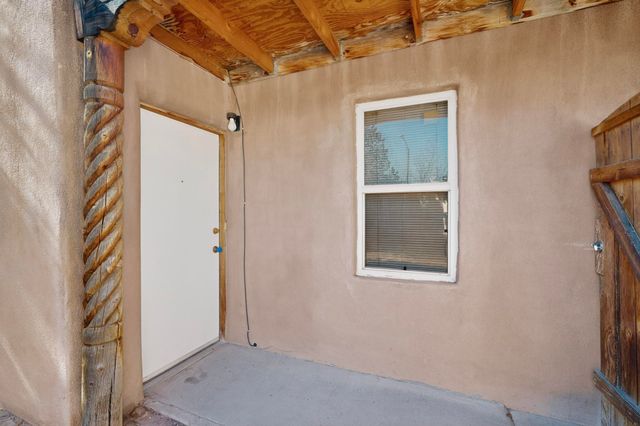 1133 Girard Boulevard NE, Albuquerque, NM 87106