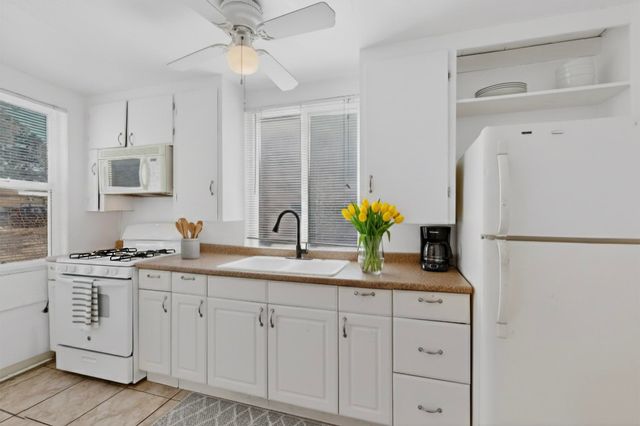 1133 Girard Boulevard NE, Albuquerque, NM 87106