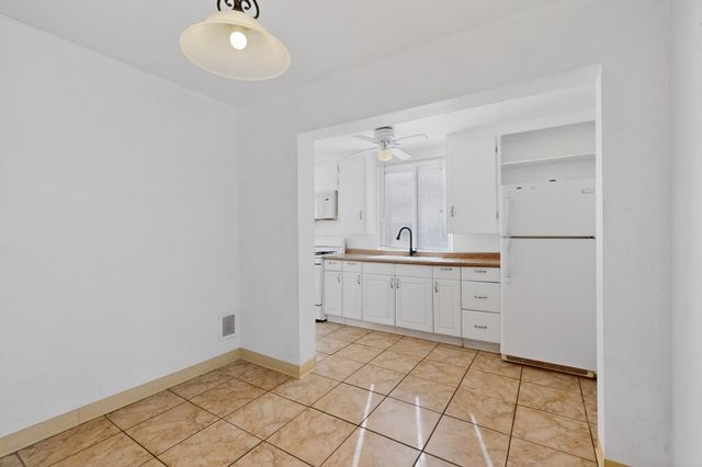 1133 Girard Boulevard NE, Albuquerque, NM 87106