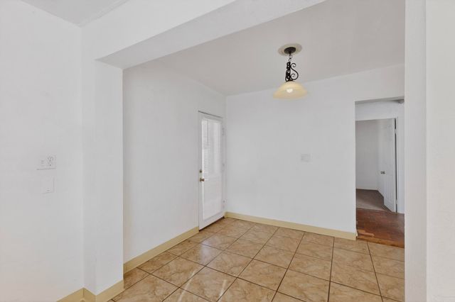 1133 Girard Boulevard NE, Albuquerque, NM 87106