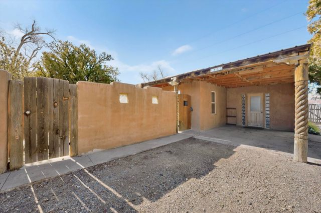 1133 Girard Boulevard NE, Albuquerque, NM 87106