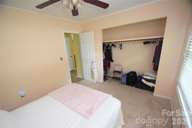 12202 Charing Grove Lane, Charlotte, NC 28273