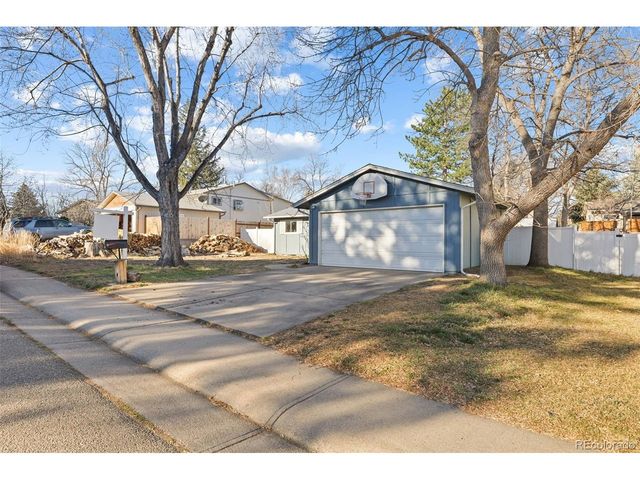 4483 Sandpiper Cir, Boulder, CO 80301