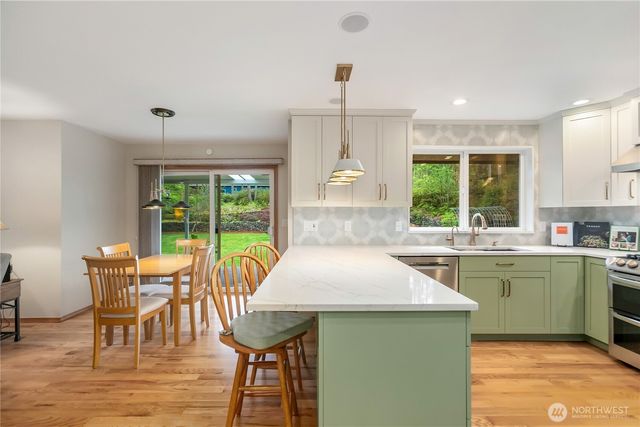 1093 SE St Patrick Court, Port Orchard, WA 98367