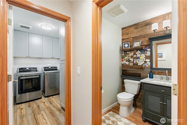 1093 SE St Patrick Court, Port Orchard, WA 98367