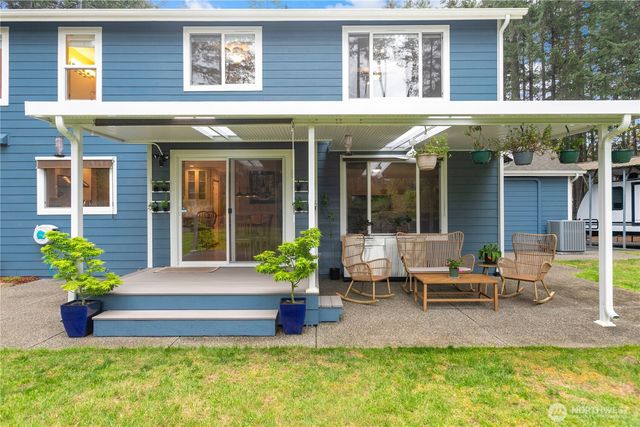 1093 SE St Patrick Court, Port Orchard, WA 98367