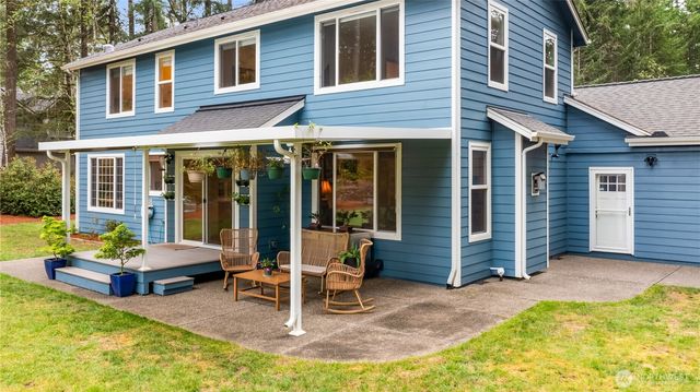 1093 SE St Patrick Court, Port Orchard, WA 98367