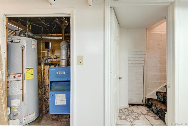 9056 184th Place, Hollis, NY 11423