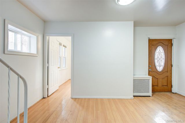 9056 184th Place, Hollis, NY 11423