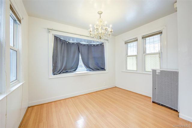 9056 184th Place, Hollis, NY 11423