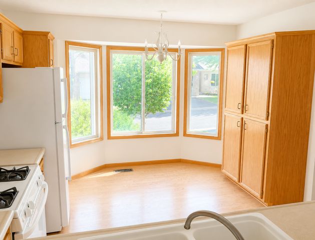 12881 Glen Way, Apple Valley, MN 55124