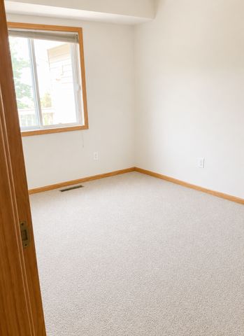 12881 Glen Way, Apple Valley, MN 55124